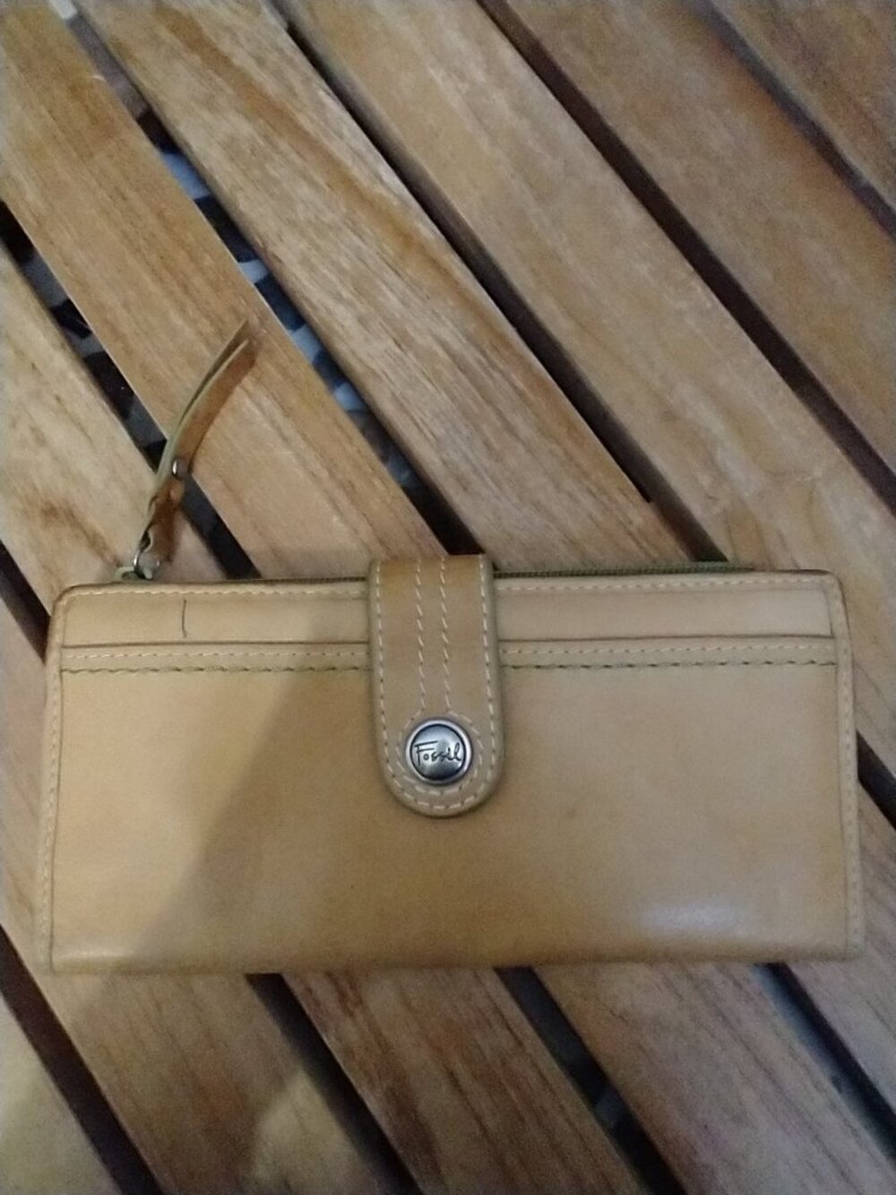 Fossil Vintage Tan Leather Wallet
